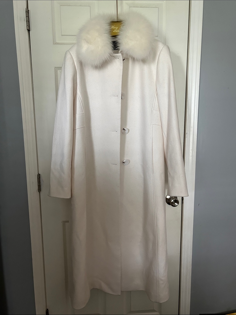 Women's Cream Long Coat with Plush White Fur Collar